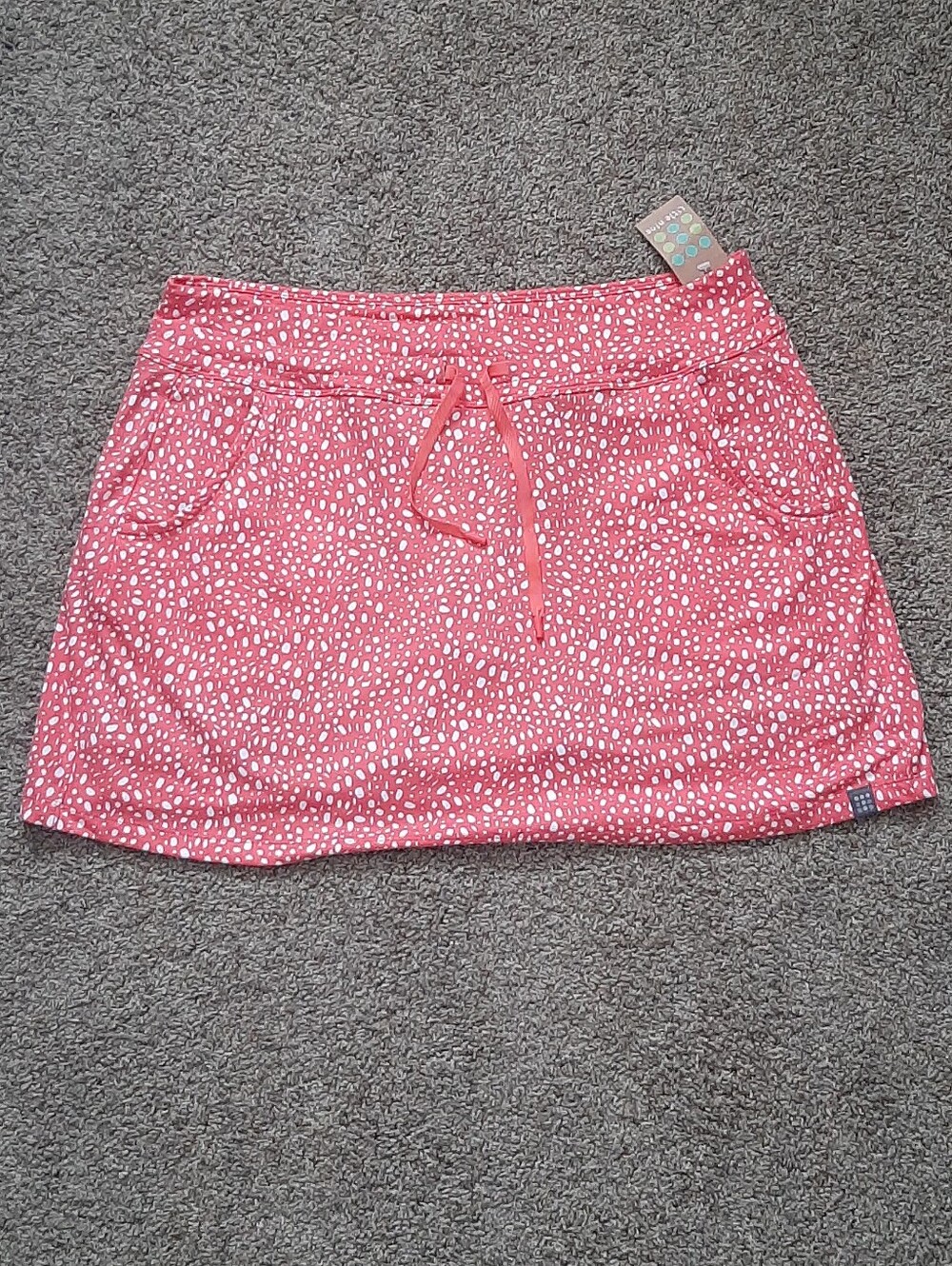 Title 9 Nine Dreamtastic Skort Allover Dot Coral Reef
